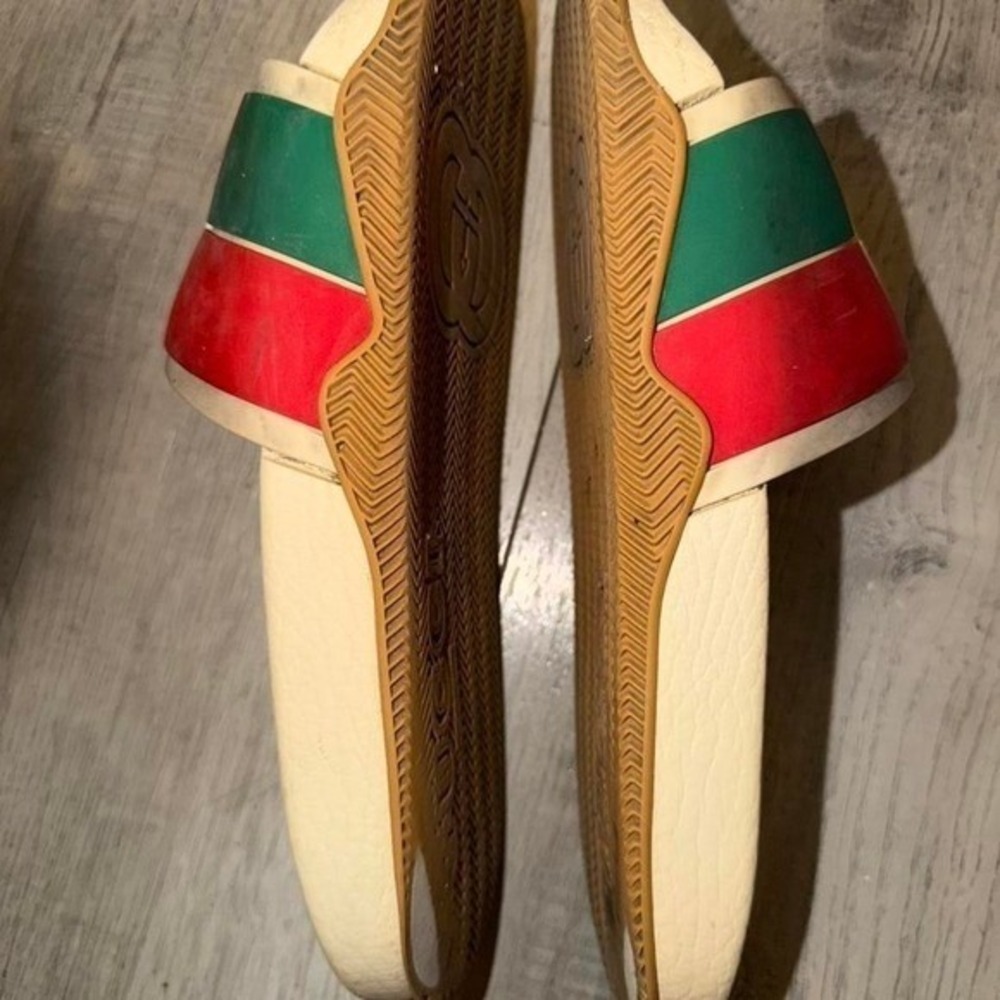 Gucci Interlocking G Slides women size 10 - Picture 5 of 7